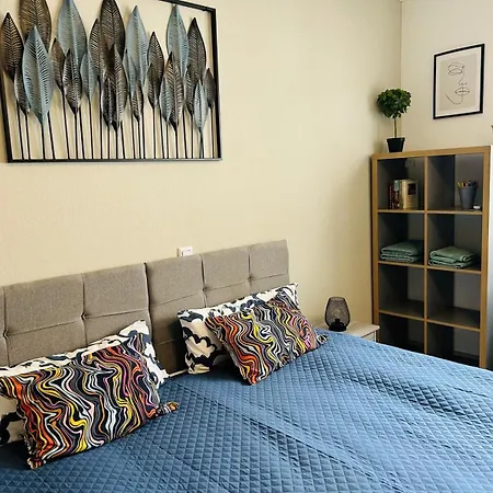 Апартаменты Lenastay I Modernes Apartment-studio Near Uni Кайзерслаутерн