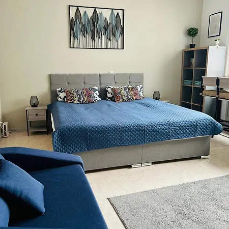 Апартаменты Lenastay I Modernes Apartment-studio Near Uni *