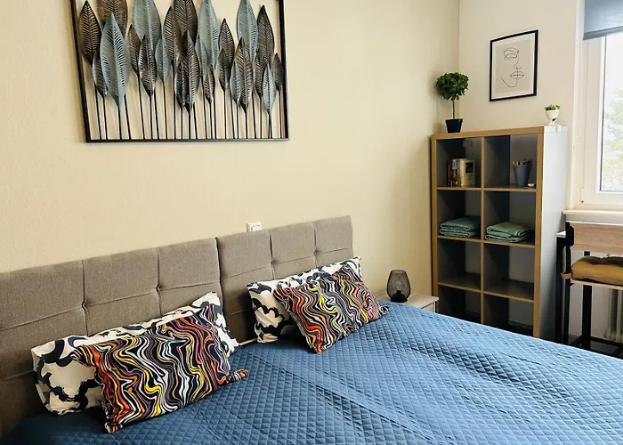 Апартаменты Lenastay I Modernes Apartment-studio Near Uni Кайзерслаутерн